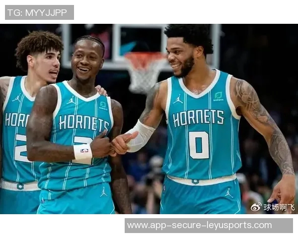 骑士与黄蜂的激烈对决回顾及球队发展历程分析